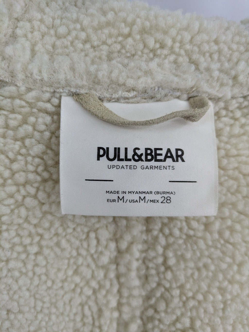 Pull&Bear beige jacket with hood, soft faux suede and plush Sherpa lining.