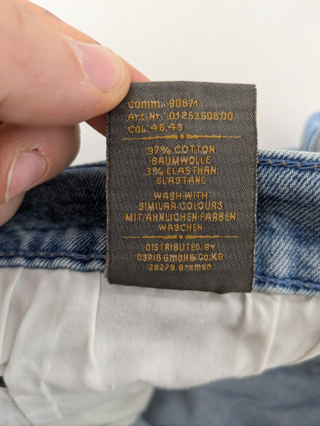 Paddock's blue straight jeans classic 5-pocket style with zipper, comfortable stretch denim.