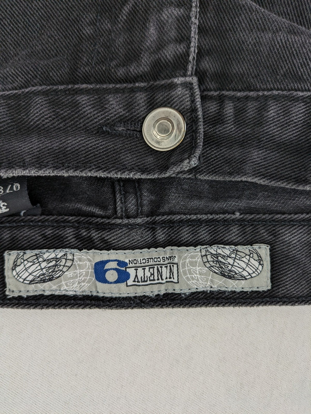 Ninety straight jeans faded black denim five-pocket design 100% cotton vintage style