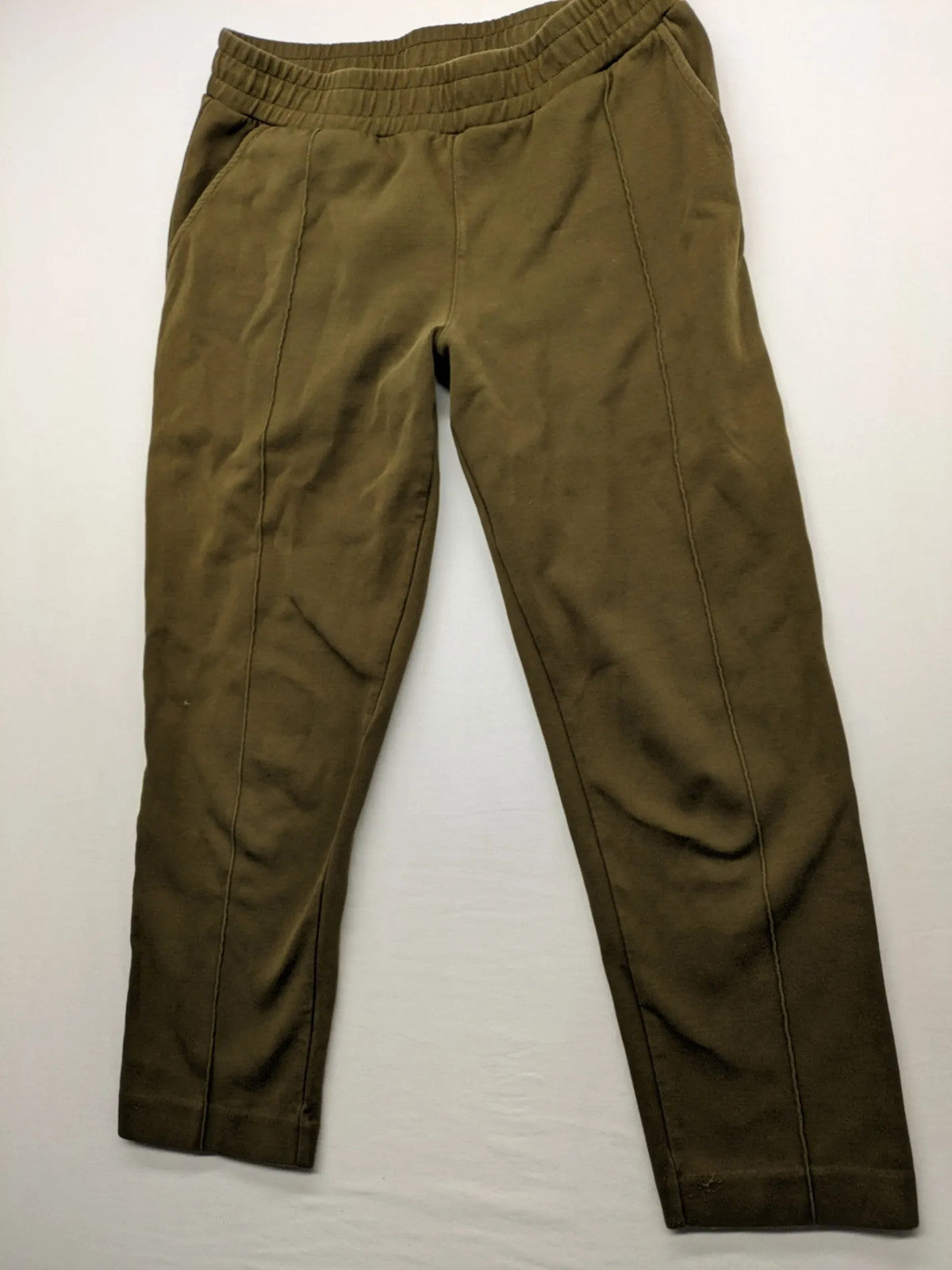 Marc O'Polo khaki joggers with elastic waistband and stylish front seams.