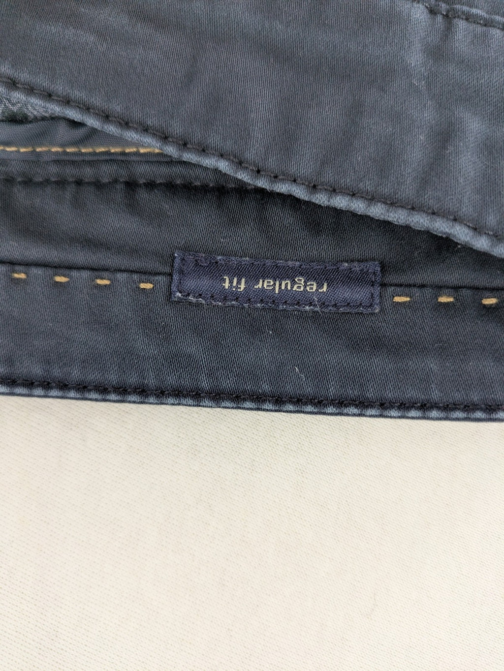 Paul Hunter navy chino pants Oscar model, regular fit, lightweight stretch material.