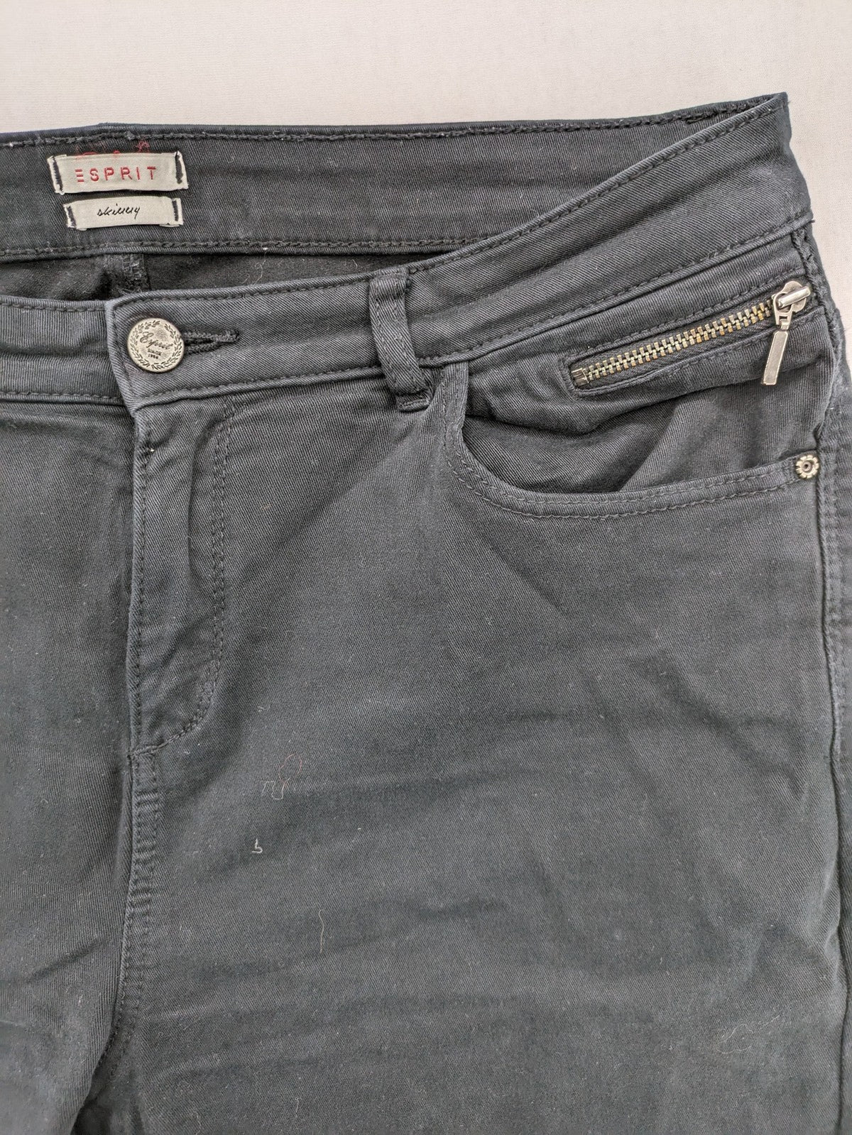 Esprit black skinny jeans with zipper details and cotton-stretch material.