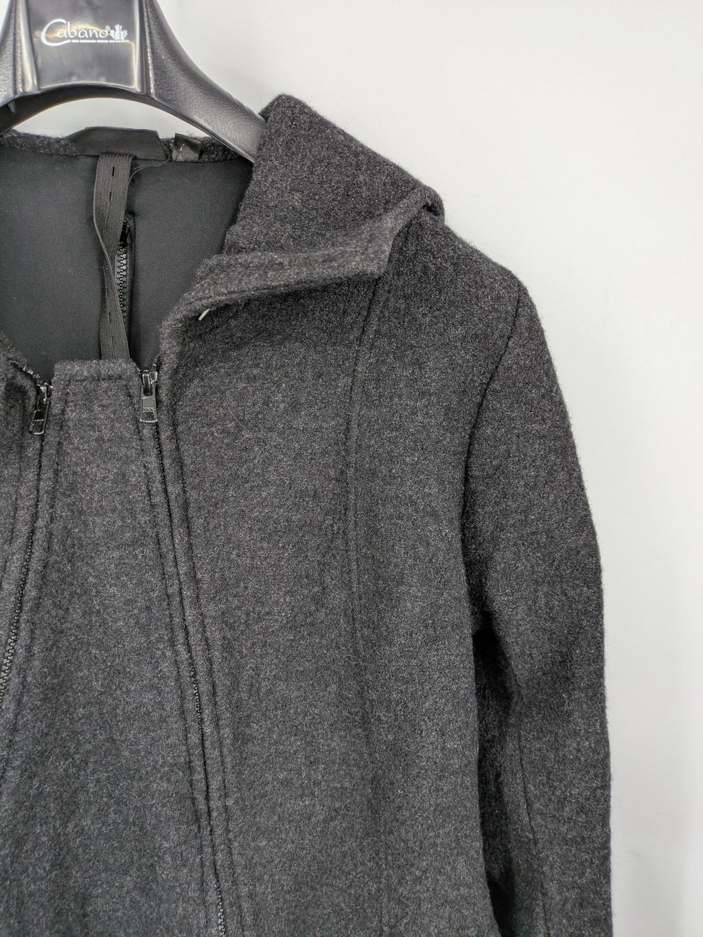 Mamalila grey coat 100% wool with hood and practical pockets, stylish design.