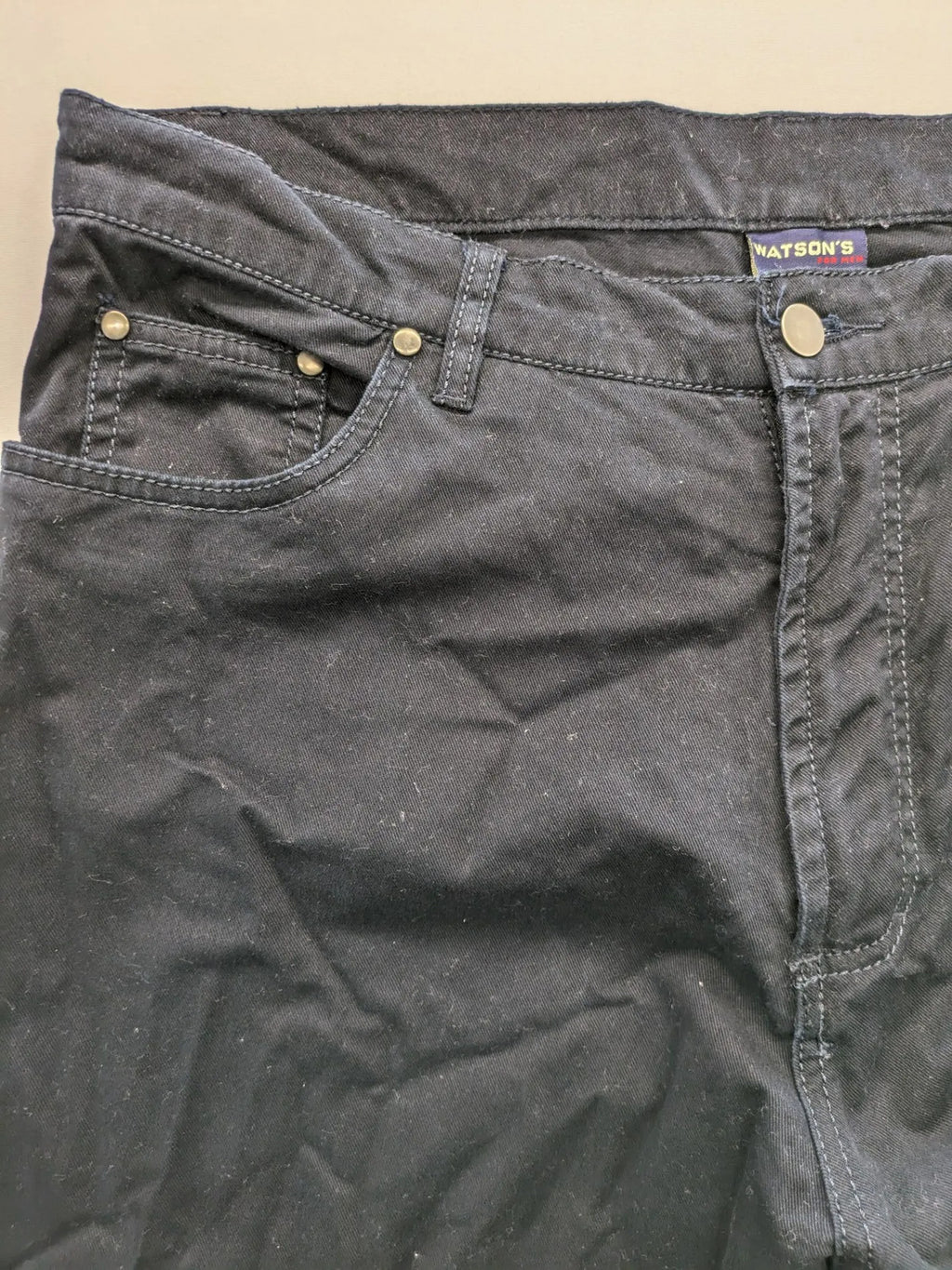 Watsons black straight jeans size 52 five-pocket design with zipper and stretch cotton.