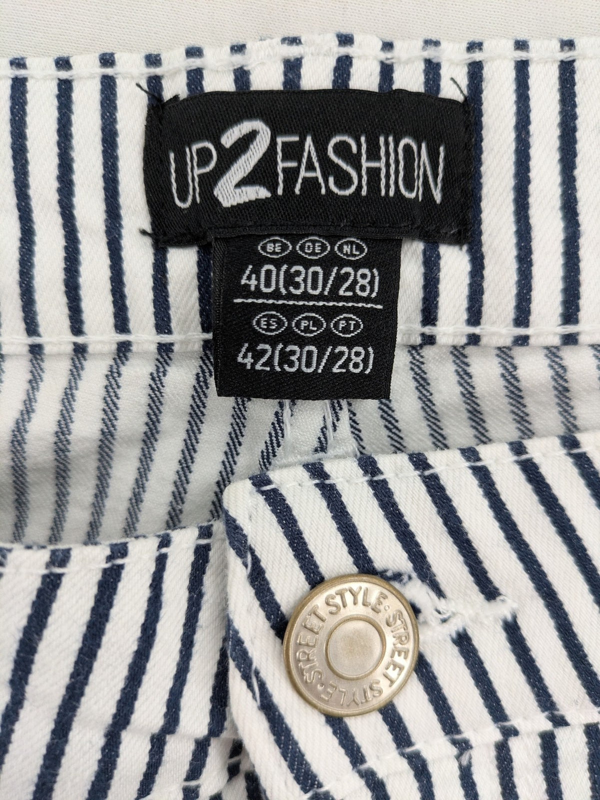 UP2FASHION blue and white striped straight jeans with five-pocket style and cotton stretch material.