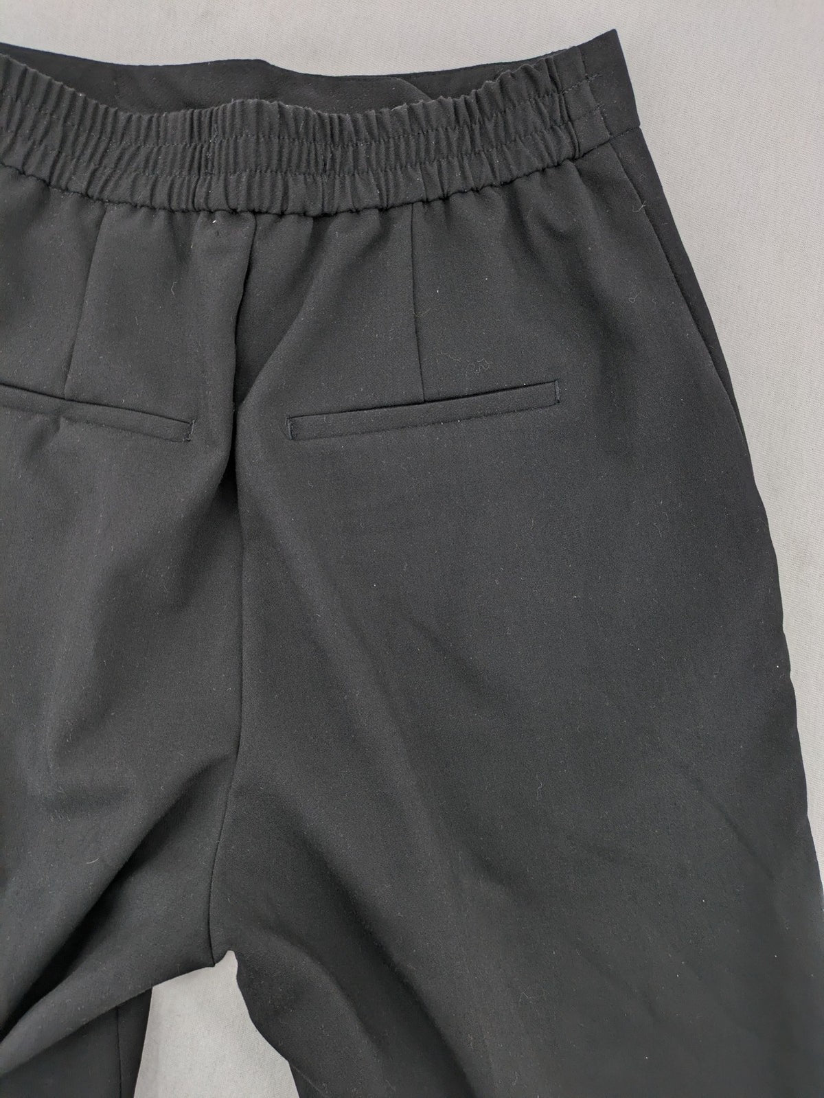 Zara black culotte pants high waist with elastic waistband and wide leg design.