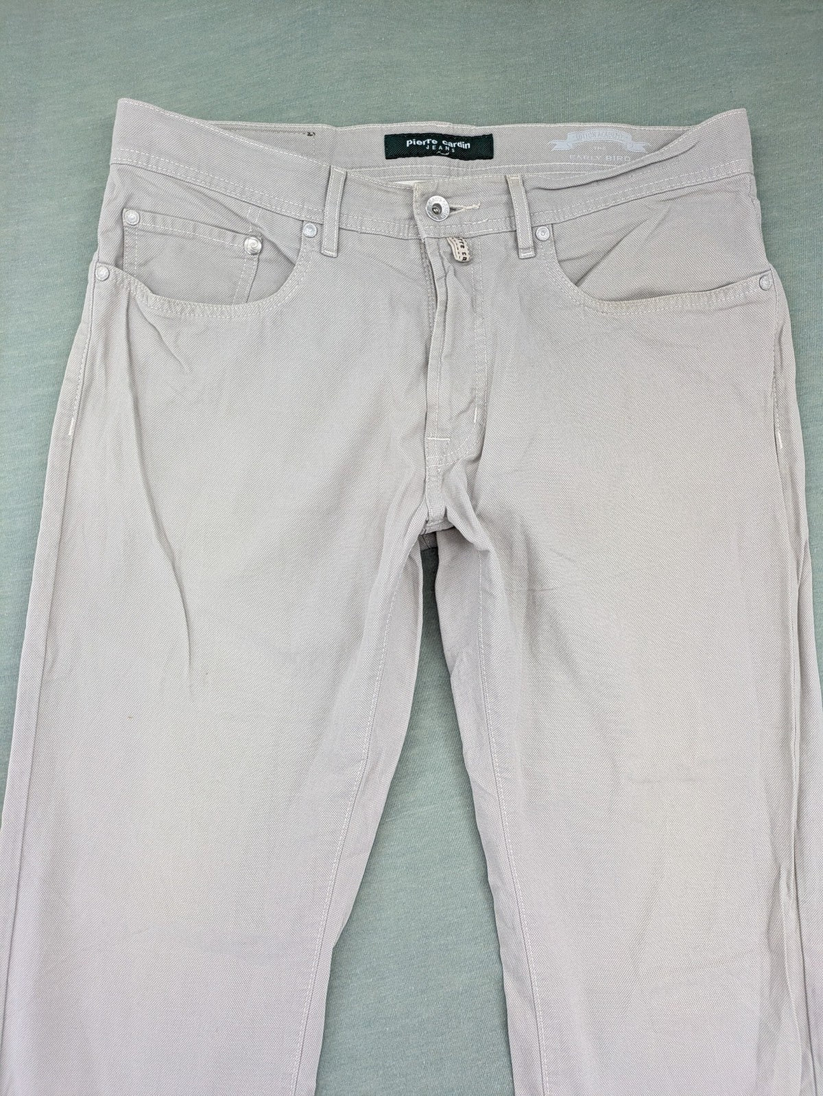 Pierre Cardin grey straight jeans W33 L34 cotton stretch with subtle logo detail.
