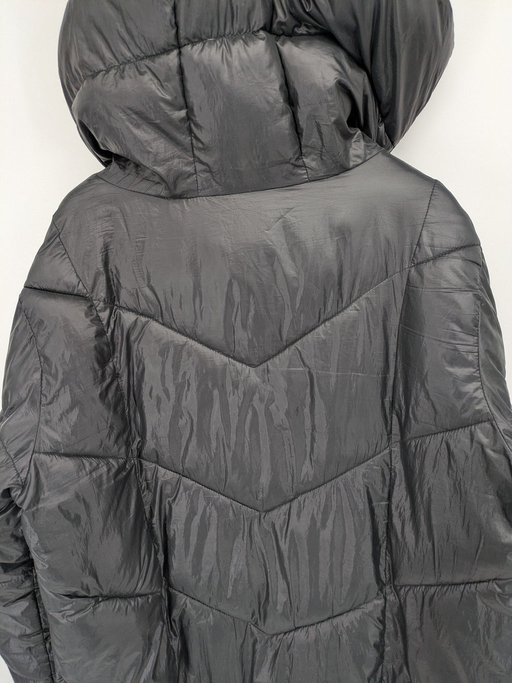 Stradivarius grey coat with chevron quilted pattern and hood, featuring zip closure and snap storm flap.