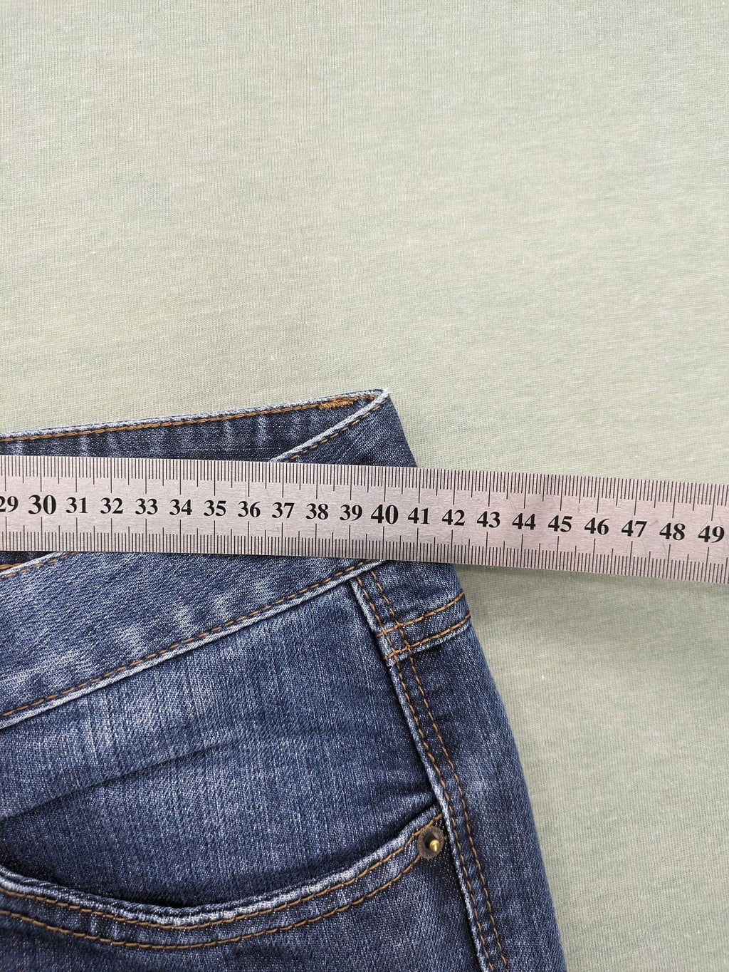 Charles Vögele blue straight jeans with classic 5-pocket style and regular waist.