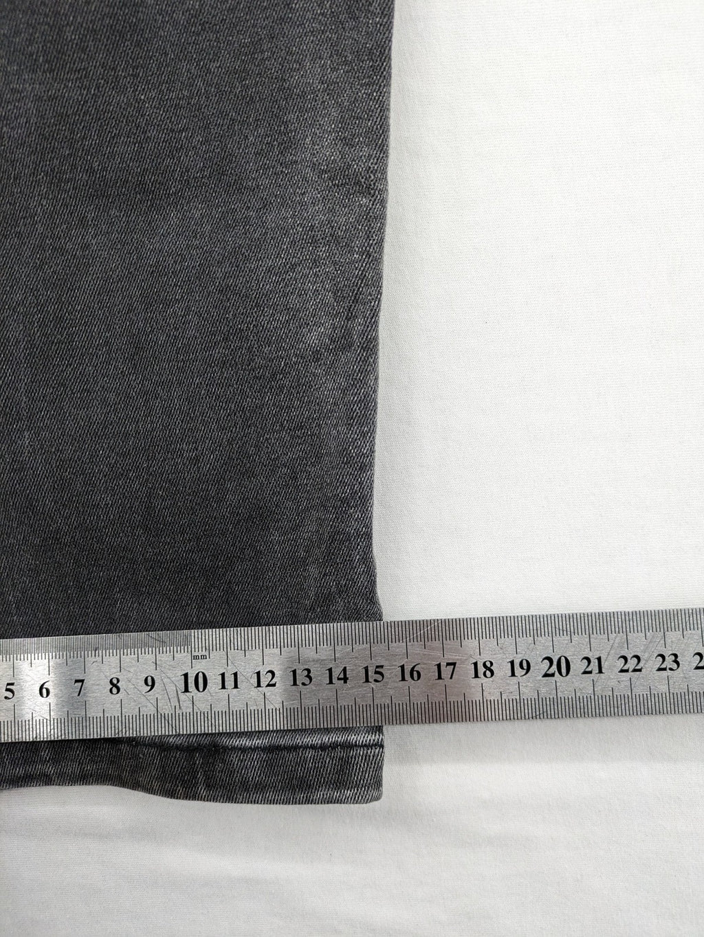 Elias Rumelis grey super slim fit jeans with stitched logo and subtle used look.