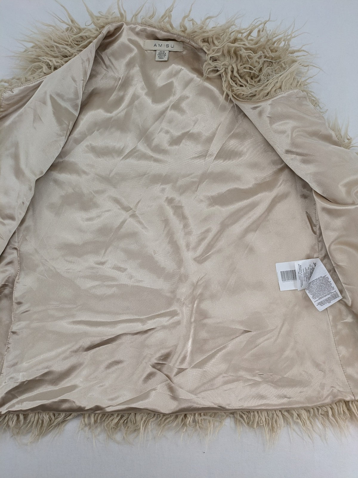 Amisu beige shaggy vest, sleeveless, soft faux fur, open front design.