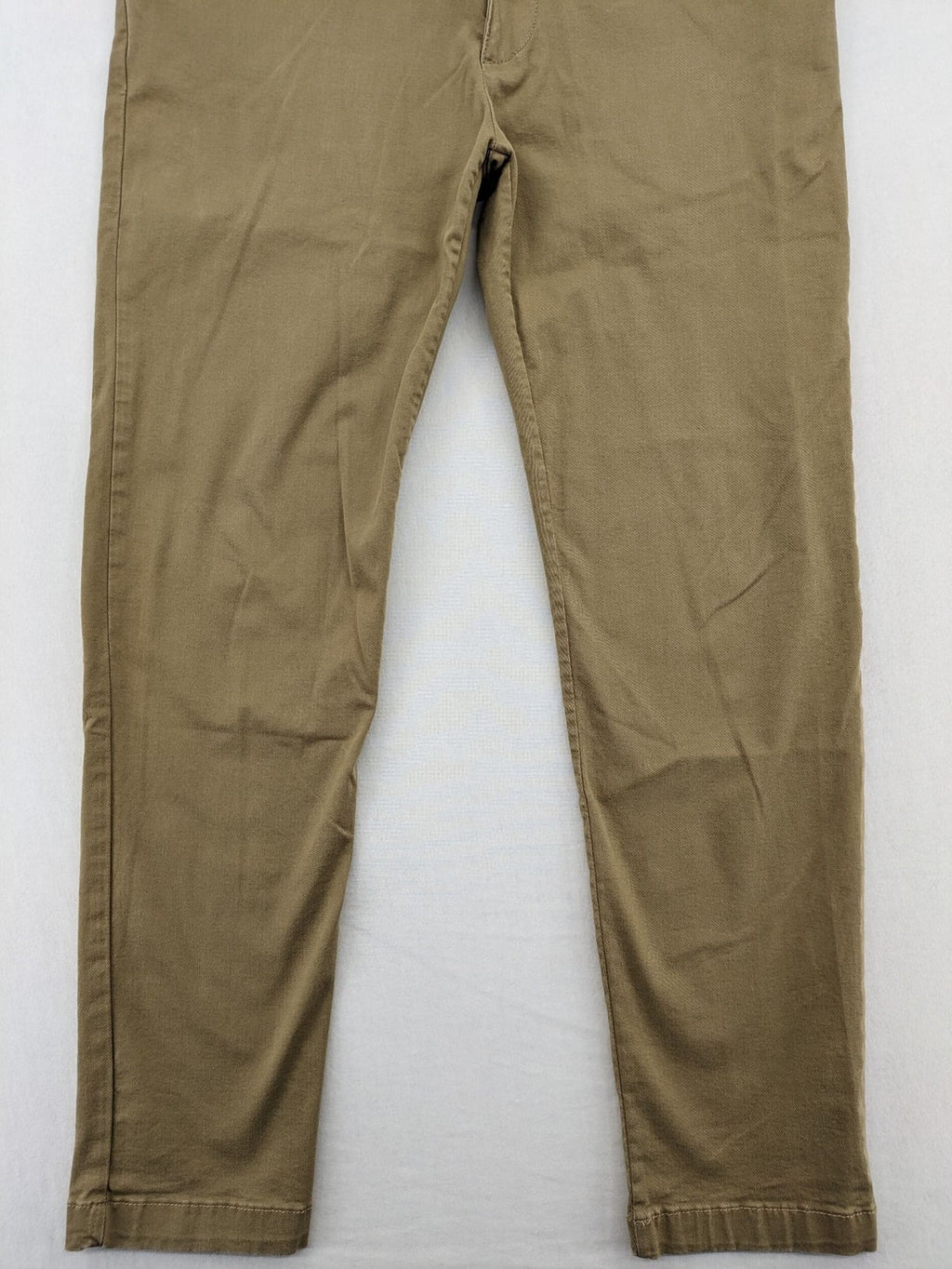 Zara khaki pants with elastic waistband, made from stretch cotton blend for comfort.