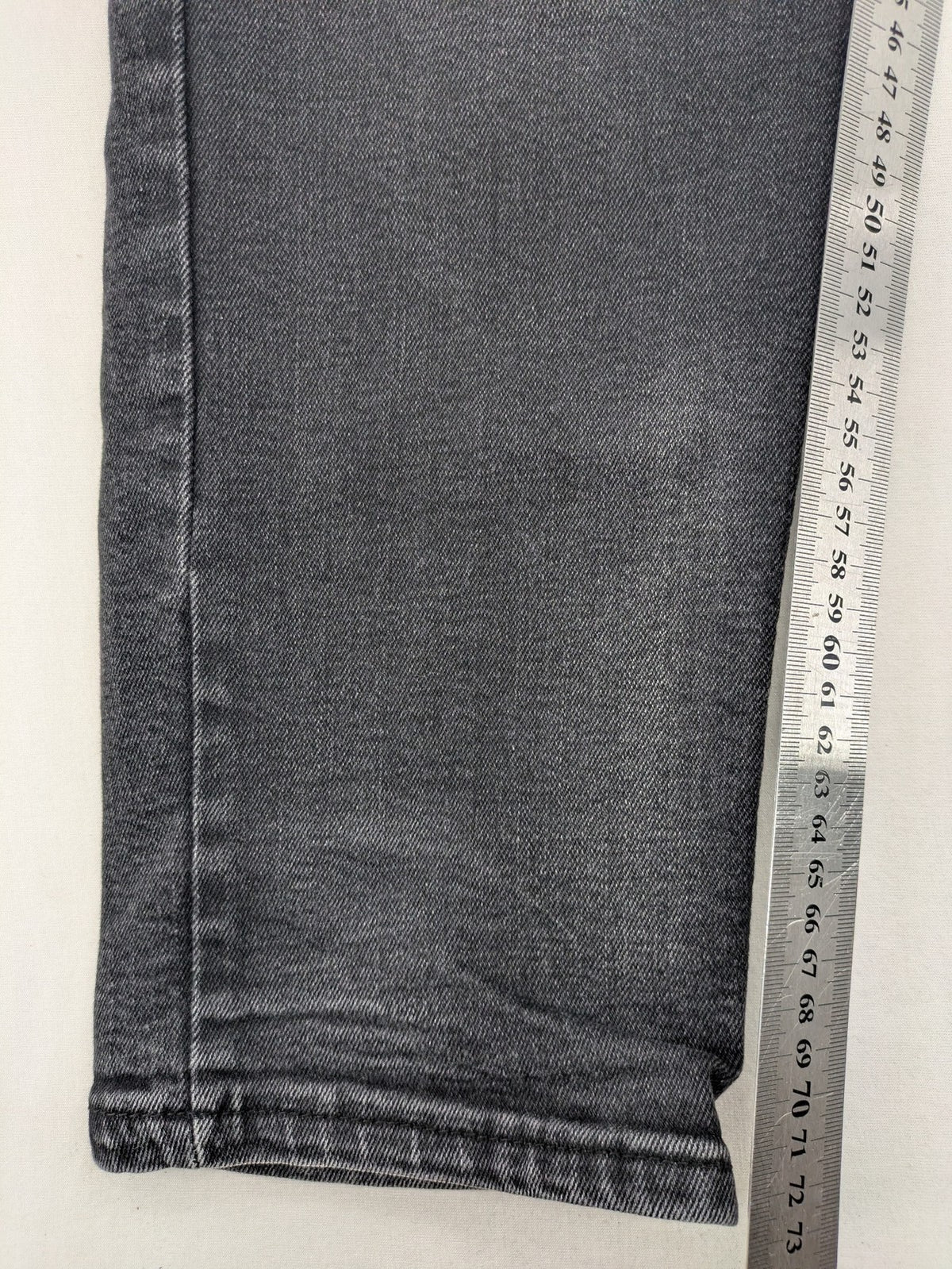 Dsquared2 grey slim jeans distressed finish button fly five-pocket design