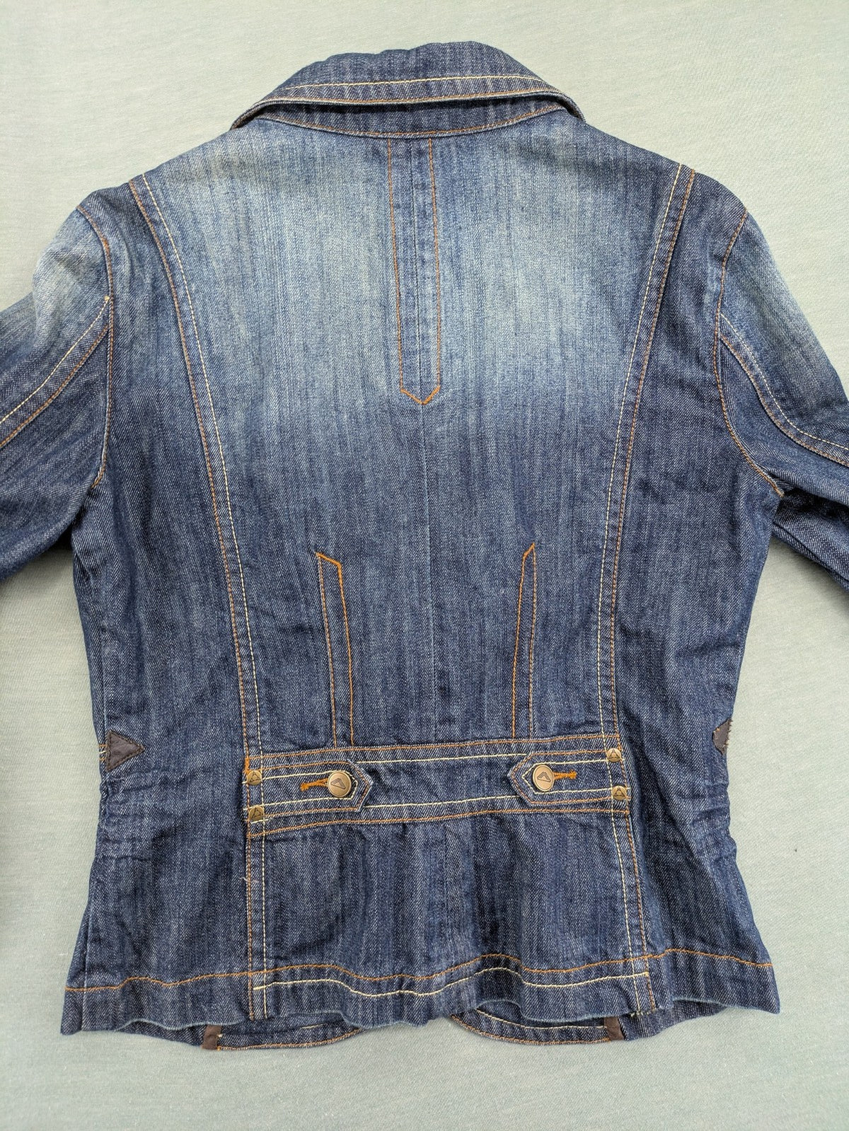 Authentic Clothing Company blue jeans blazer with contrast stitching and button closure.