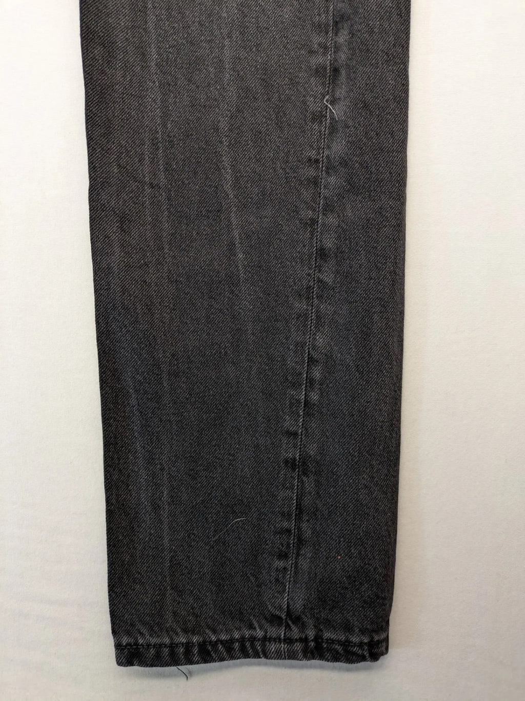 Jack & Jones grey loose fit jeans with classic button fly and 5-pocket design.