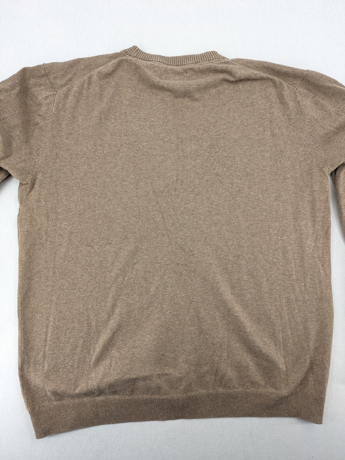 Nizzin Amsterdam knit jumper beige V-neck with button placket and soft cotton blend.