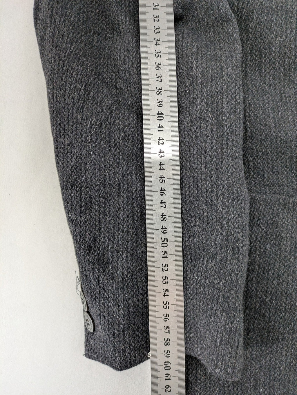 Camel Collection grey blazer three-button front with patch pockets, made from wool blend.