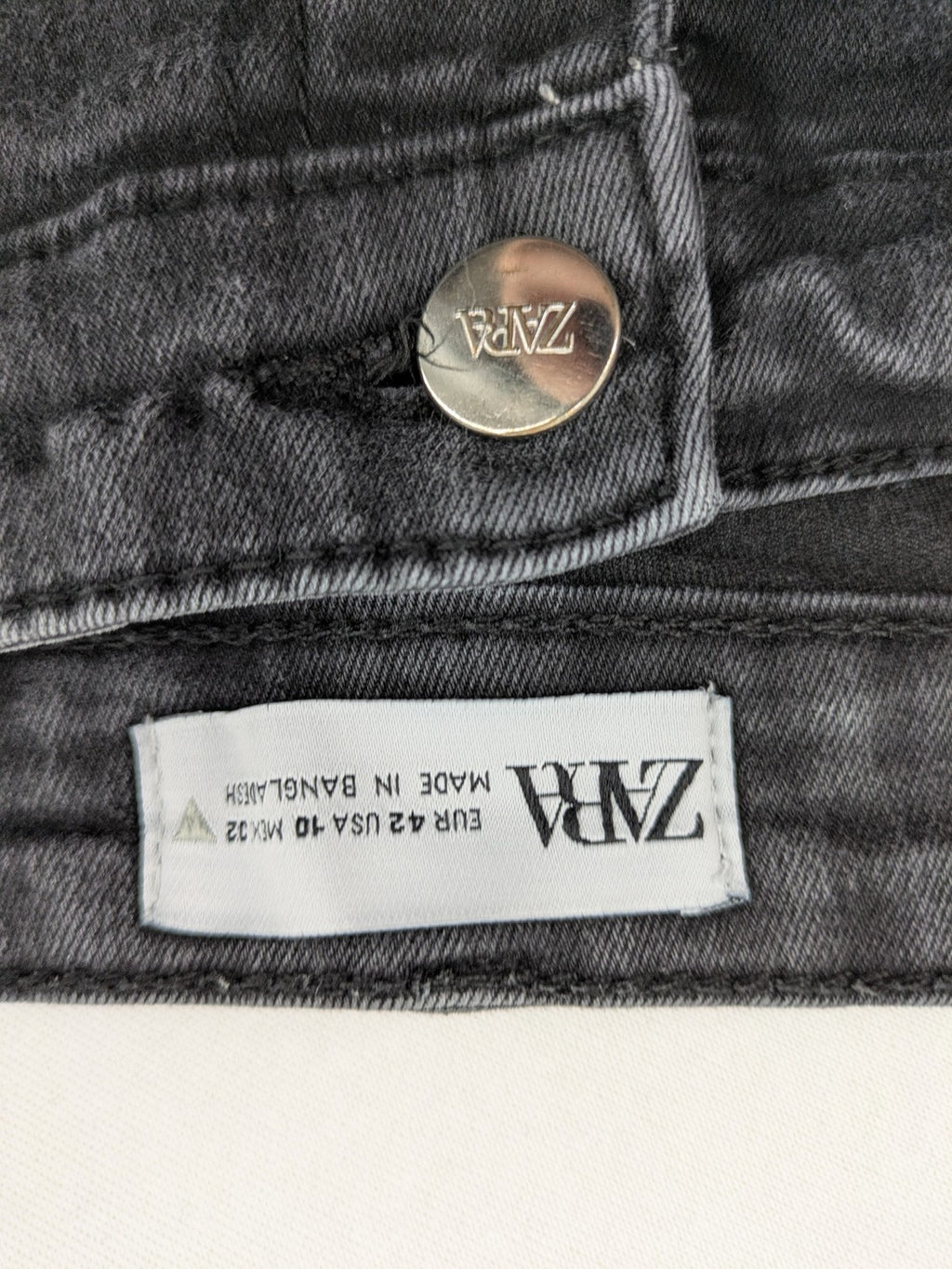 Zara high waist mom jeans faded black classic 5-pocket design stretch denim