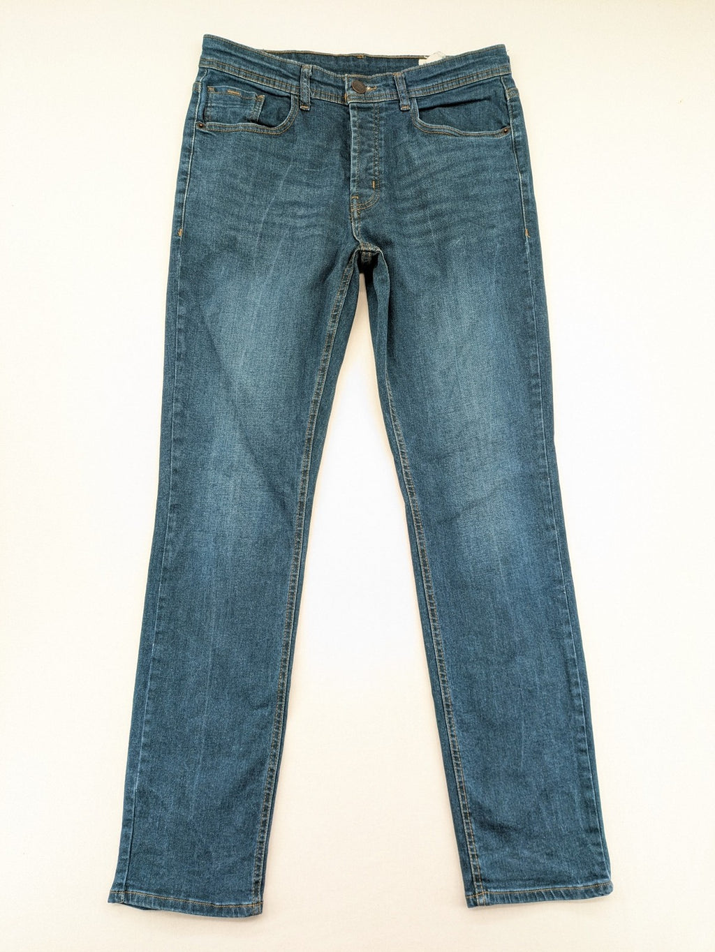 Denim & Co. blue straight fit jeans, classic 5-pocket design, button fly, cotton blend.