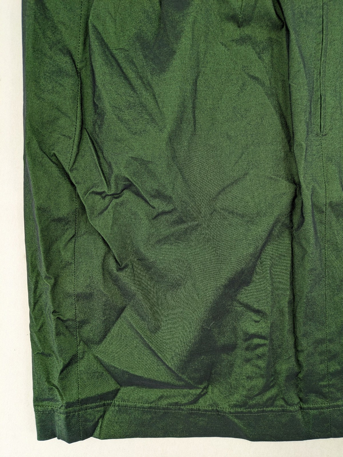 Alba Moda green pencil skirt high-waisted shimmering fabric classic design
