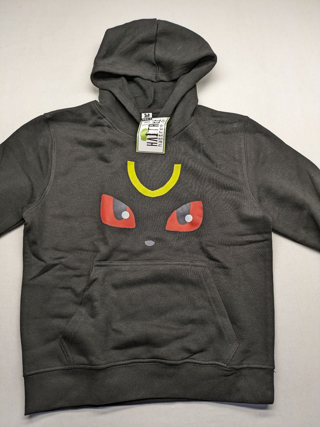 Kinder black hoodie featuring Umbreon graphic, soft cotton-polyester blend, classic pullover style.