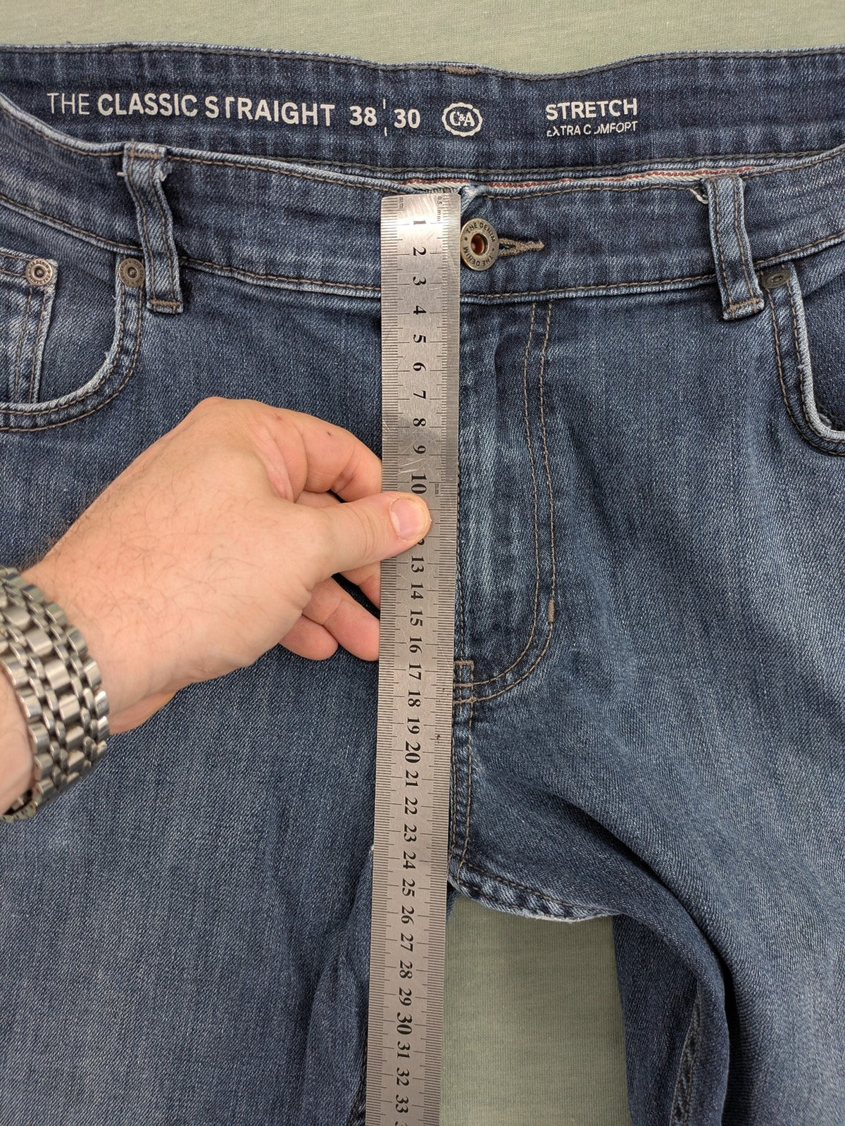 C&A blue straight jeans with classic 5-pocket design and stretch denim material.