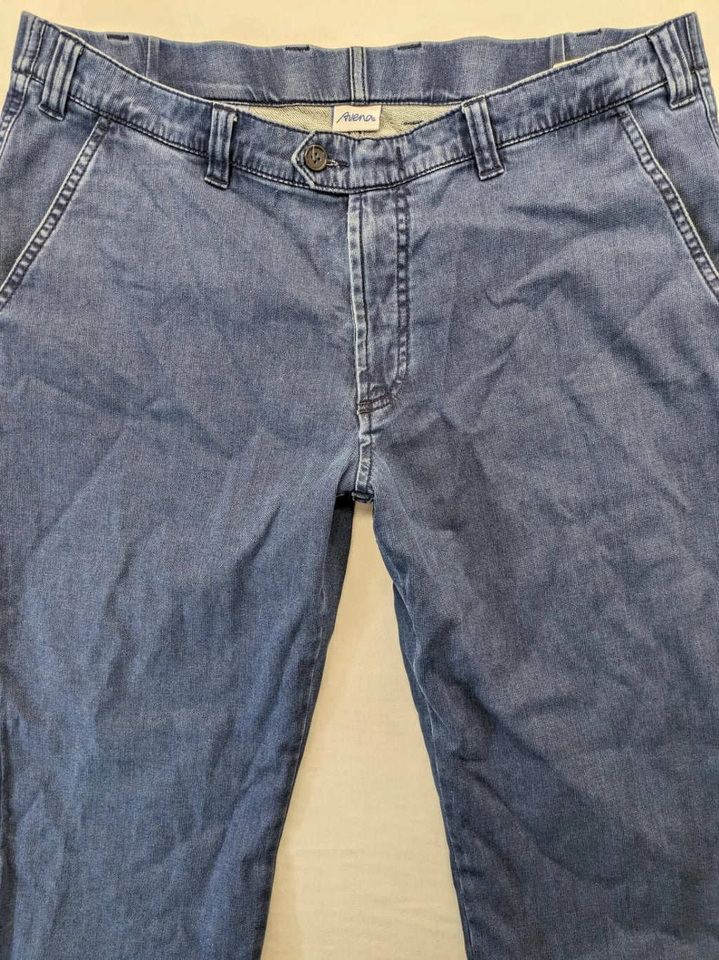 Avena blue chino pants, straight leg, cotton blend, featuring zipper and buttoned pockets.