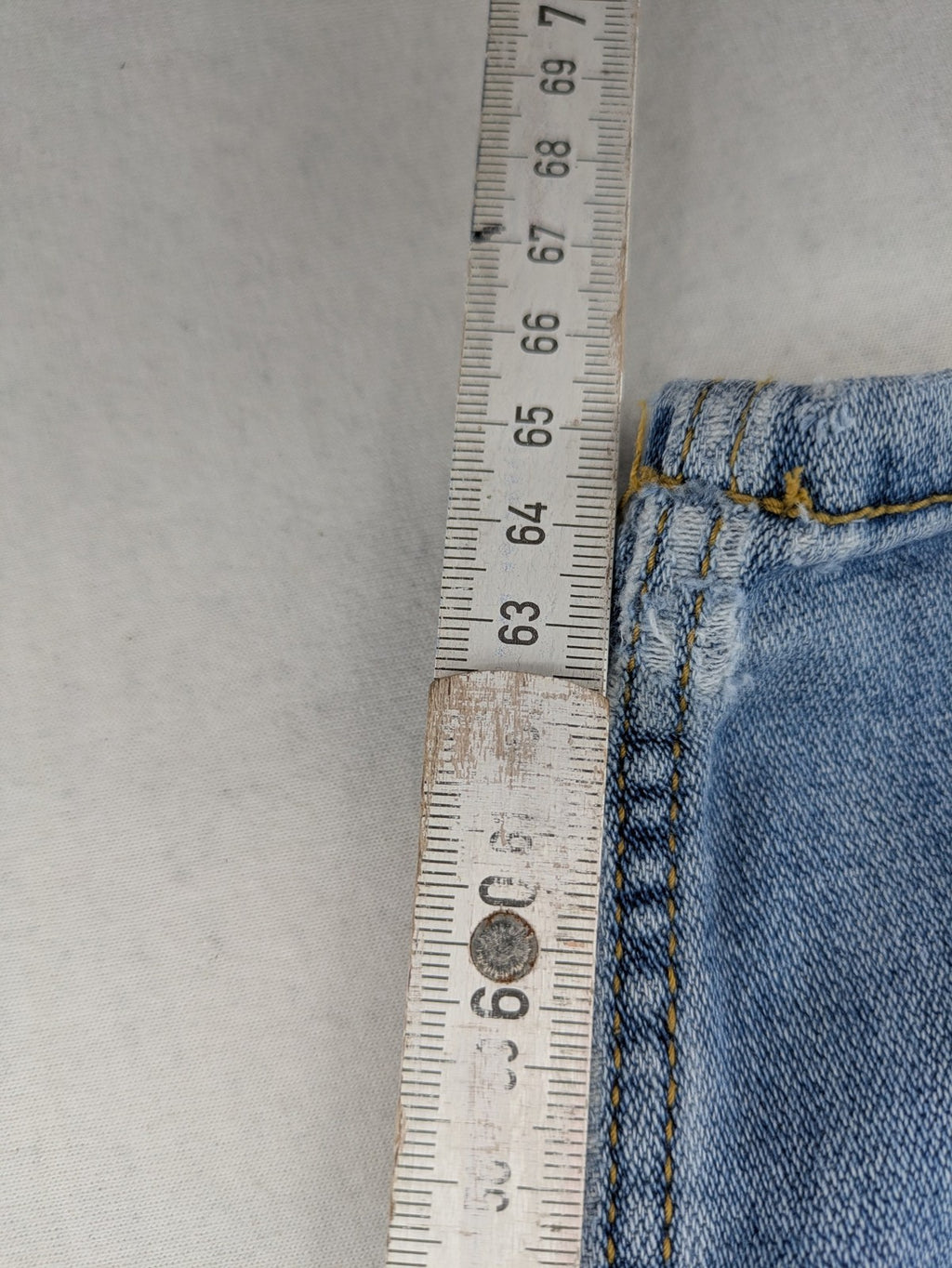 Zara blue high waist skinny jeans with classic wash and JOIN LIFE logo.