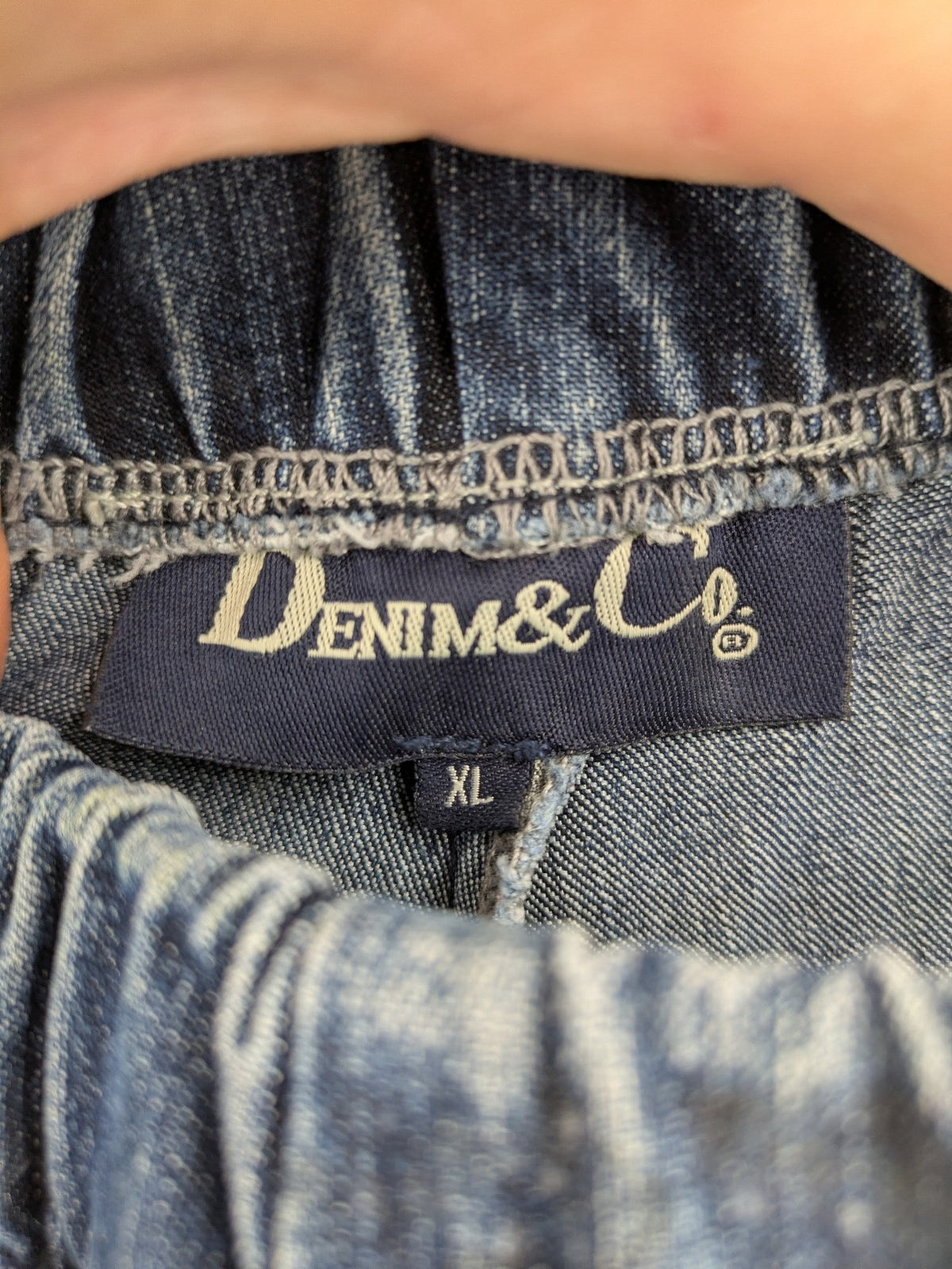 Denim & Co. blue capri jeans with elastic waistband and embellished rhinestones.