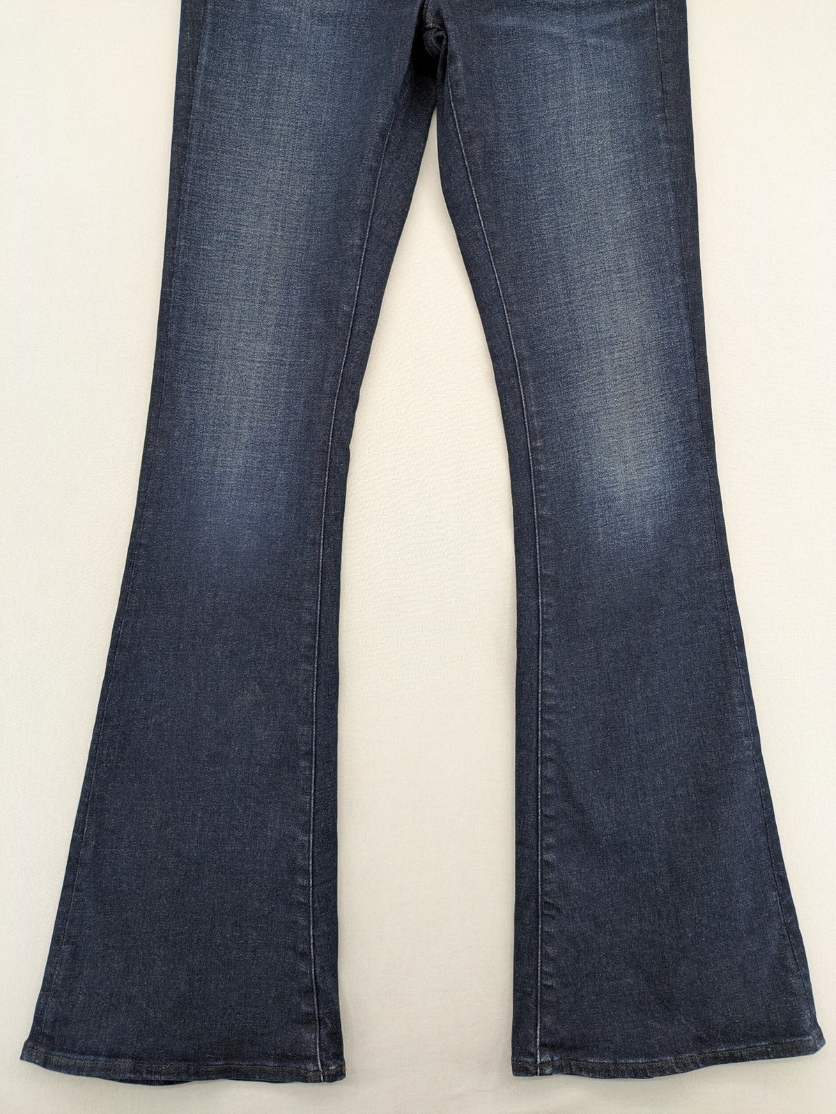 G-Star Raw blue flare jeans with classic 5-pocket design and stretch denim material.