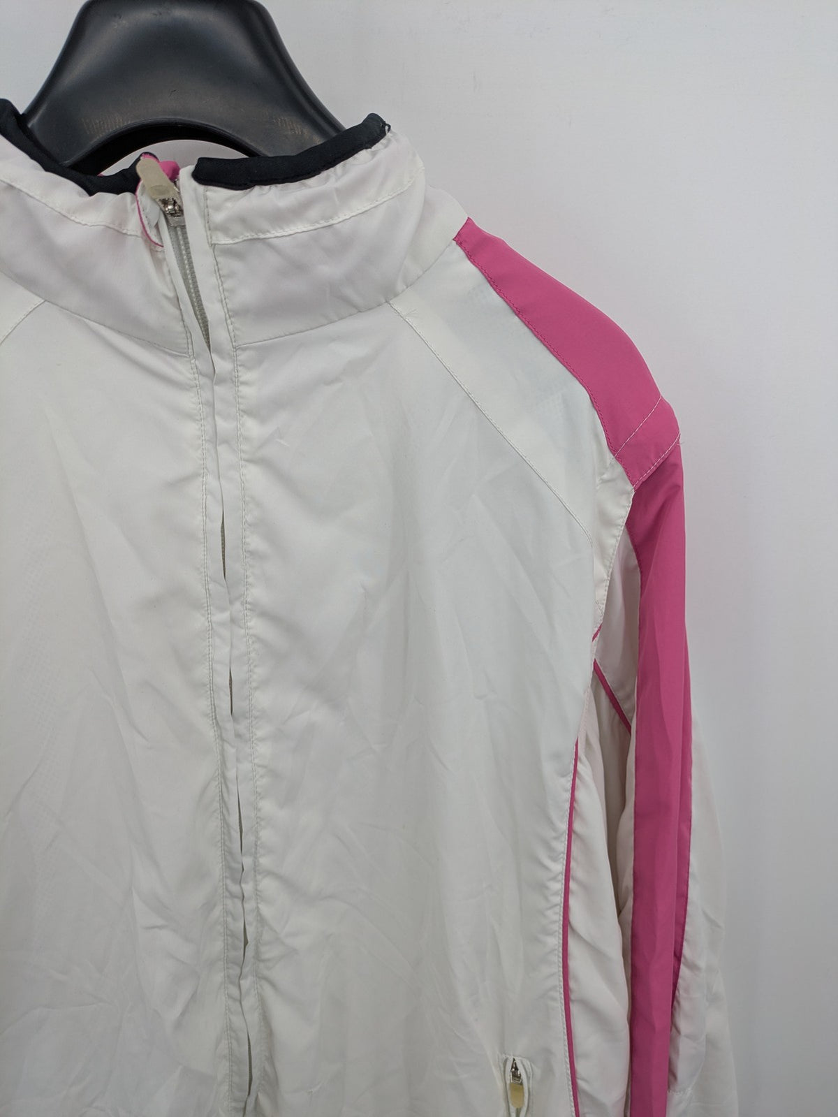 tcm pink 2-in-1 vest lightweight polyester with removable sleeves and sporty design