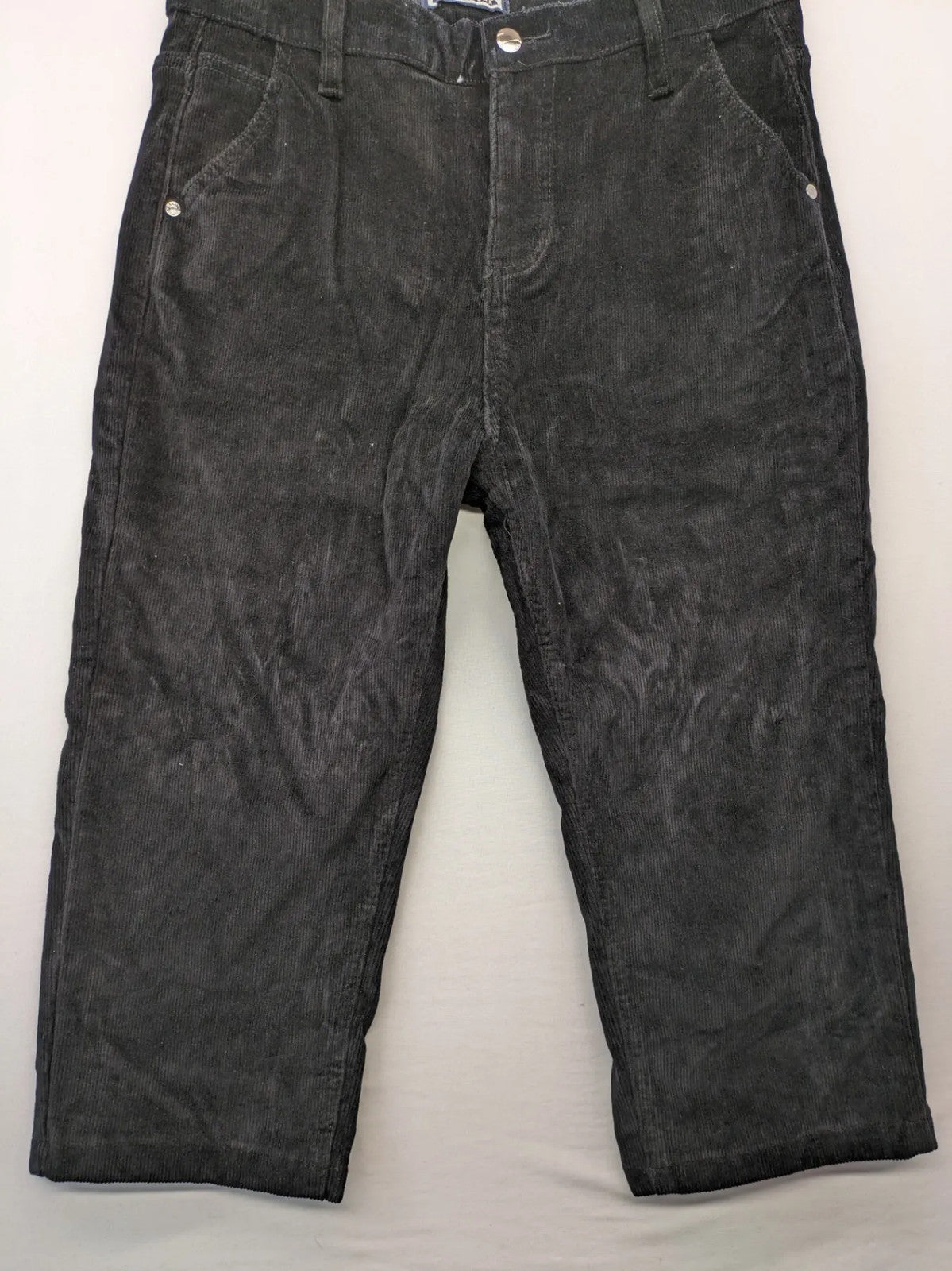 Tomfear black straight fit cord jeans, classic five-pocket design, soft corduroy material.