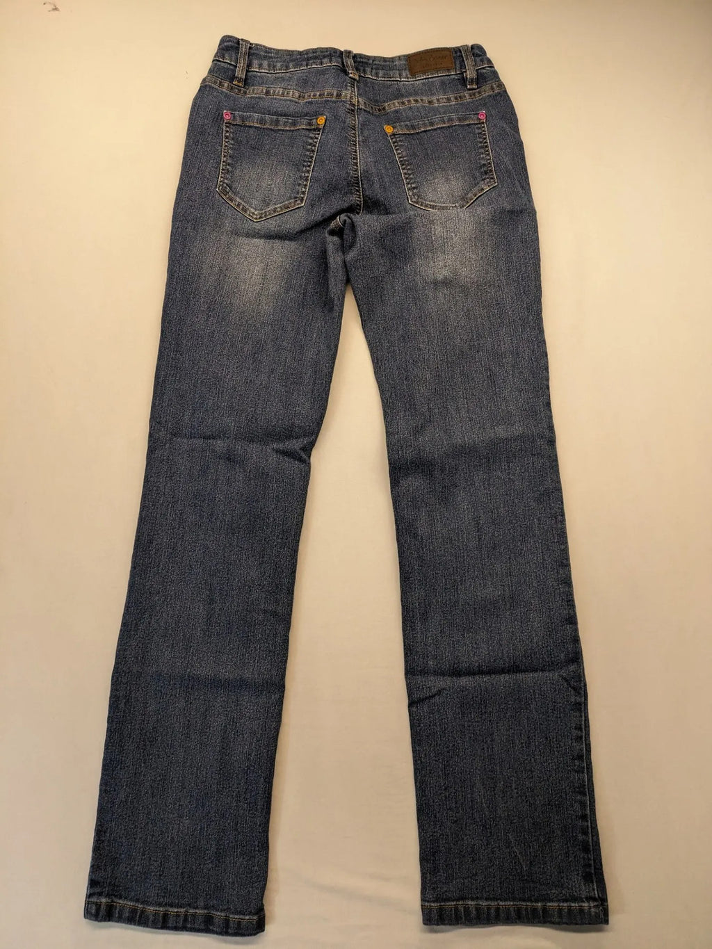 john baner blue straight jeans 5-pocket design with colorful rivets and whiskering effects