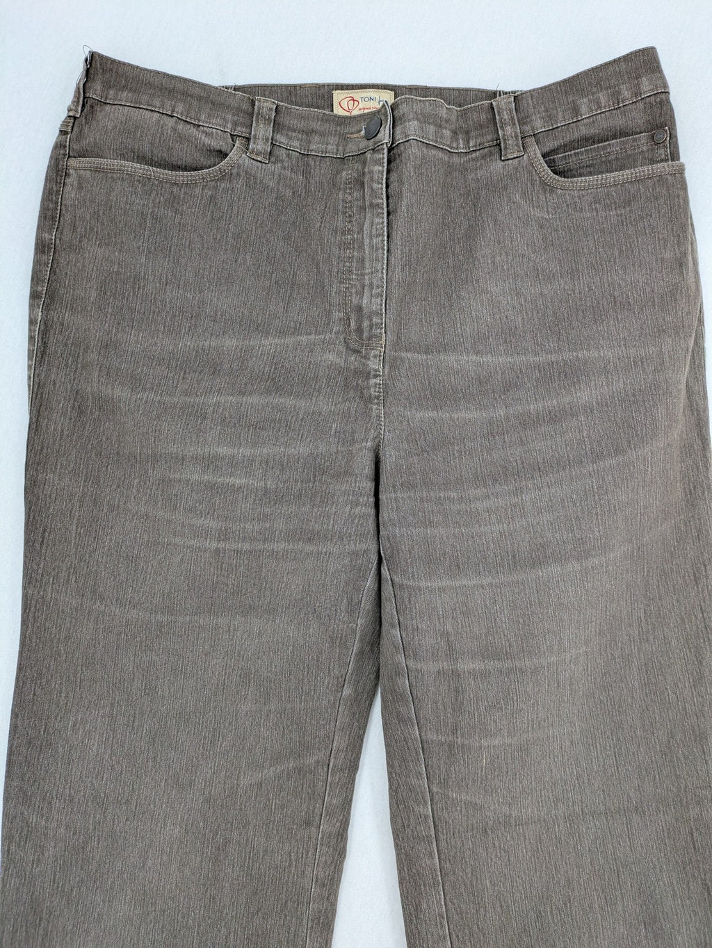 TONI grey straight jeans super slim fit with elastic waistband and classic 5-pocket design.