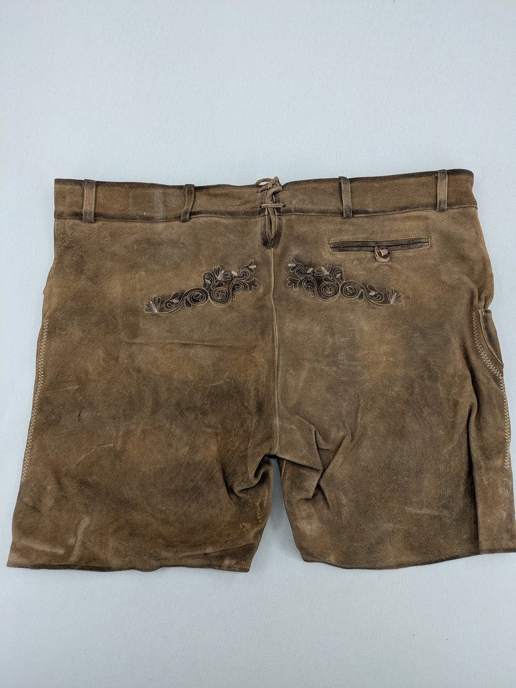 Alpenlife traditional leather pants brown with detailed embroidery and classic suspenders.