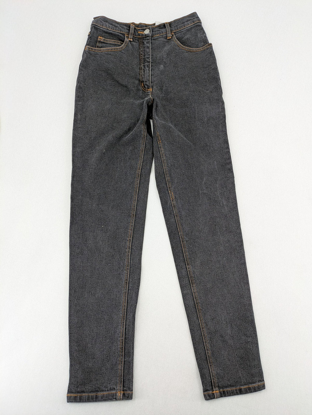 john baner grey high waist mom jeans classic 5-pocket design with contrast stitching