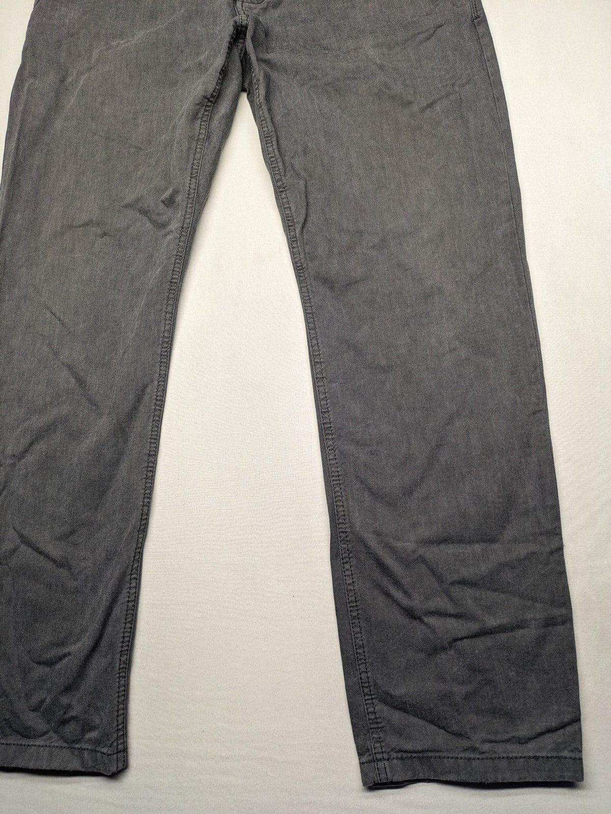 Mexx grey chino pants relaxed slim fit button fly with side pockets.