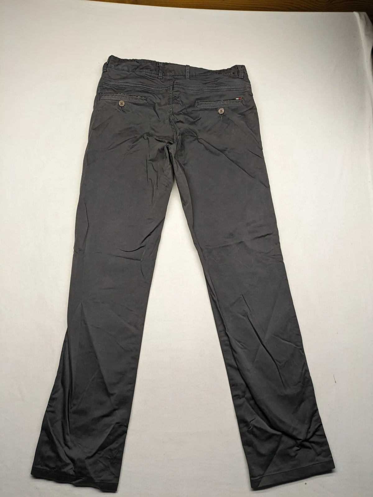 Tommy Hilfiger grey chino pants flat front straight leg subtle logo detail