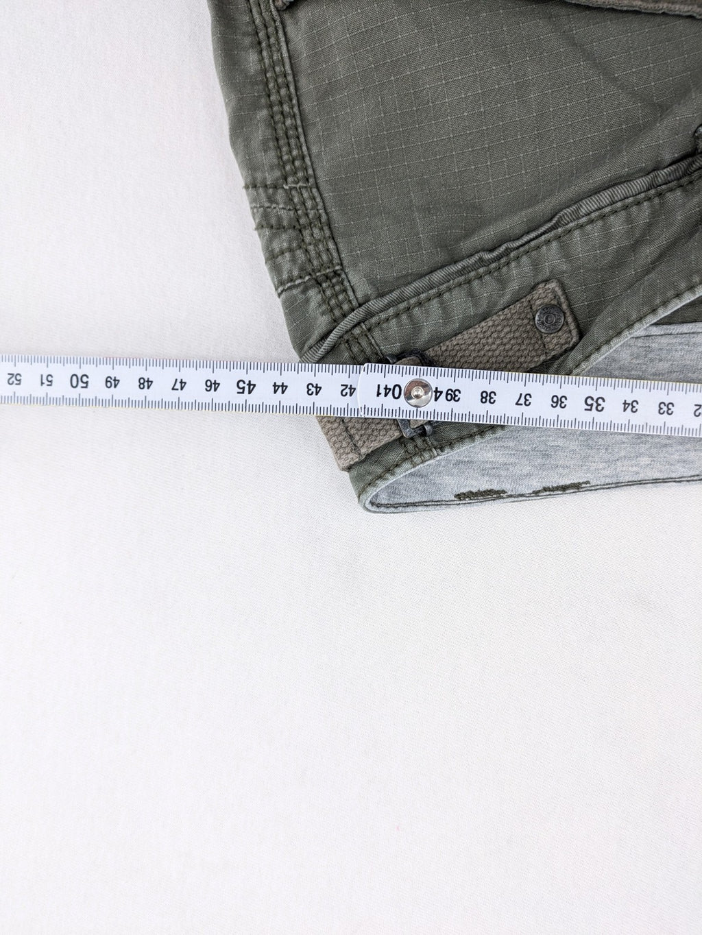edc by Esprit khaki cargo pants ripstop fabric with multiple pockets and button fly