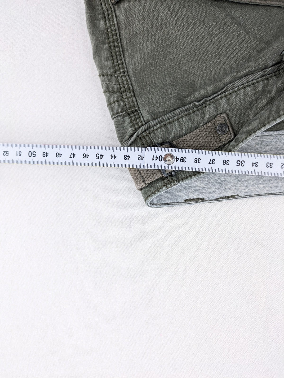 edc by Esprit khaki cargo pants ripstop fabric with multiple pockets and button fly