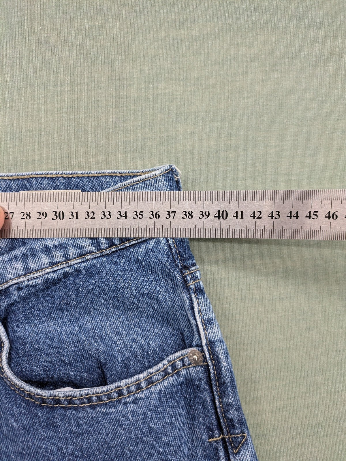C&A blue straight jeans relaxed fit classic 5-pocket design durable denim material