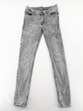 Cross Jeans grey straight jeans slim fit with classic 5-pocket design and used look.