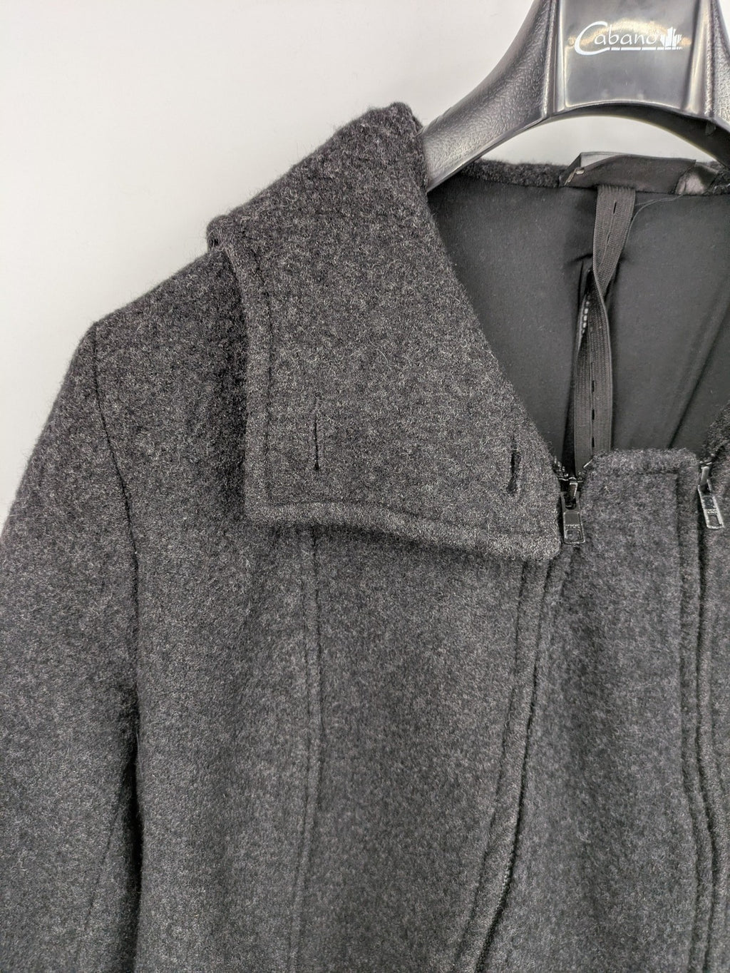 Mamalila grey coat 100% wool with hood and practical pockets, stylish design.