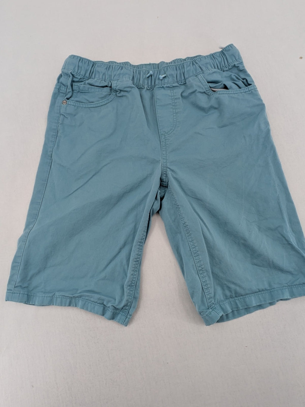 C&A blue shorts size 158 elastic waistband with drawstring, made of cotton.