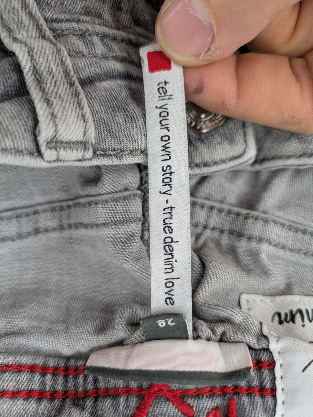 Street One grey straight jeans with button fly, used look, slim fit, cotton blend.