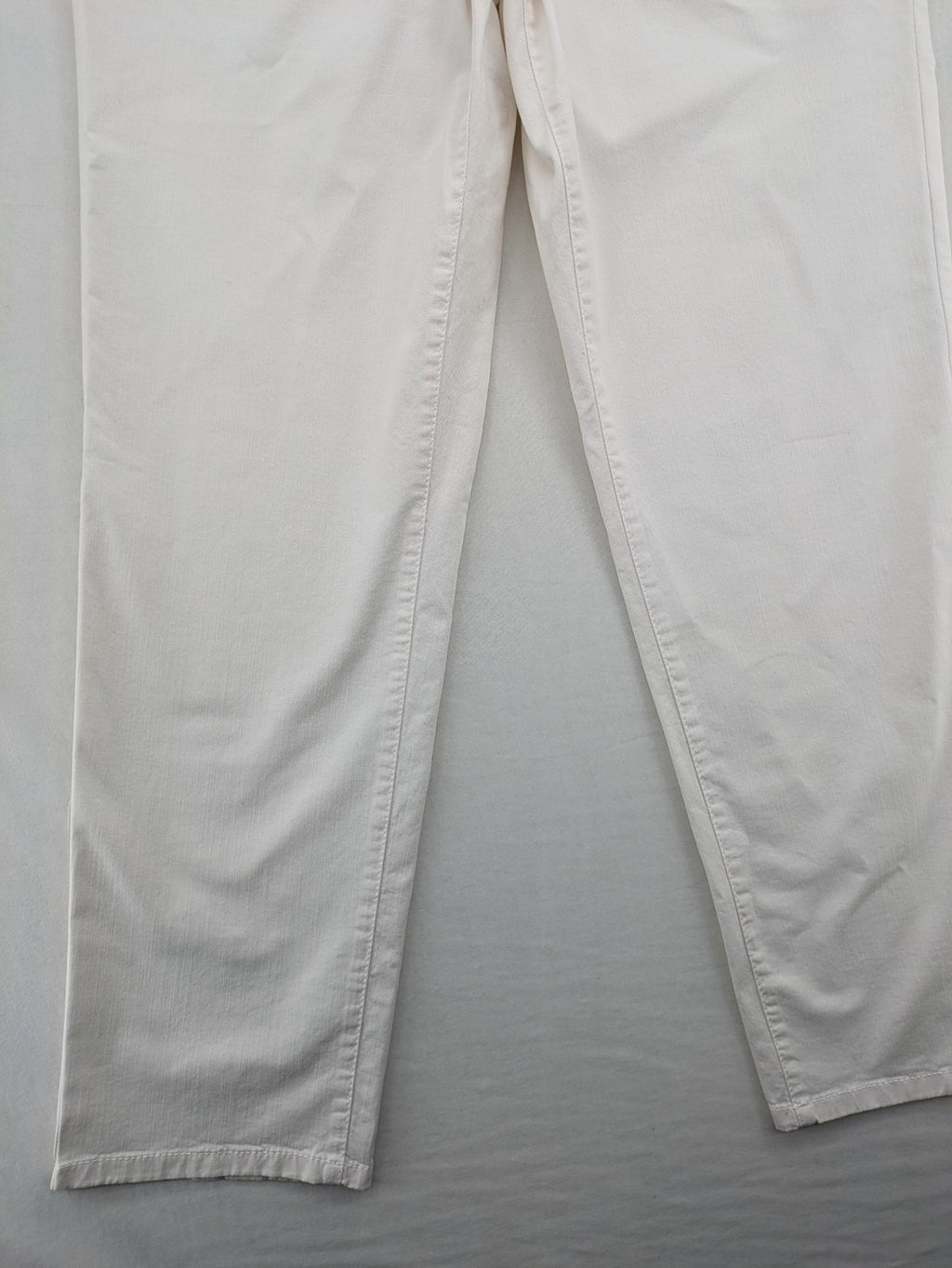 Mac Jeans white straight jeans cotton stretch with logo and modern fit.