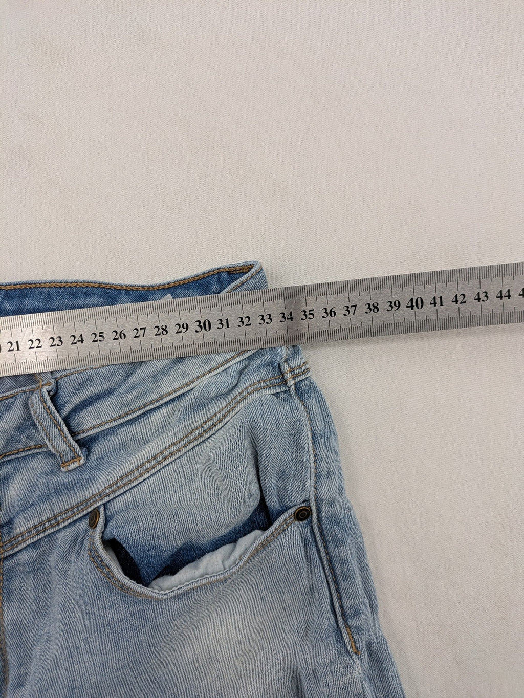LASCANA blue straight jeans stonewashed finish with double button closure and classic 5-pocket style.