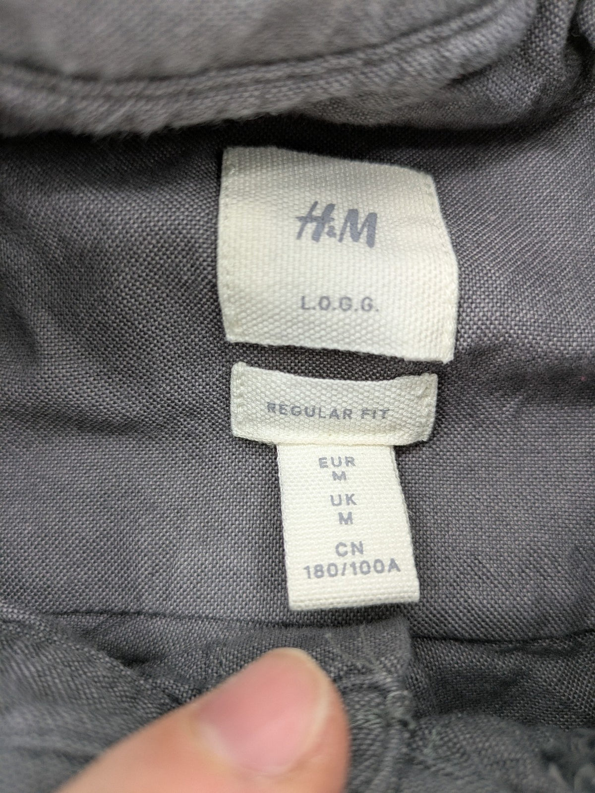 H&M L.O.G.G. grey button-down shirt, regular fit, single chest pocket, cotton material.