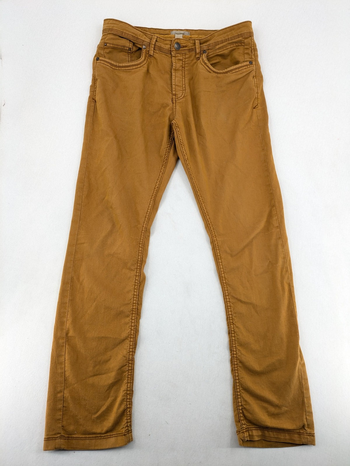 Bershka brown straight jeans slim fit classic 5-pocket design with prominent stitching.