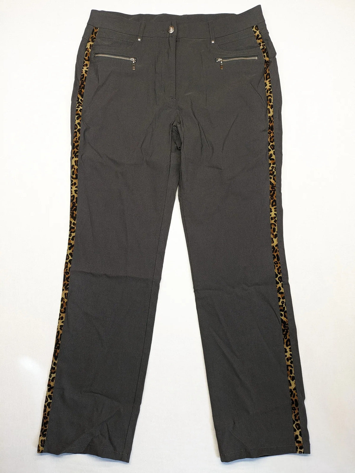 Elegante multi pants grey leopard print side stripes, stretchy material with pockets.
